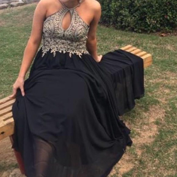long prom dress - Picture 4 of 4